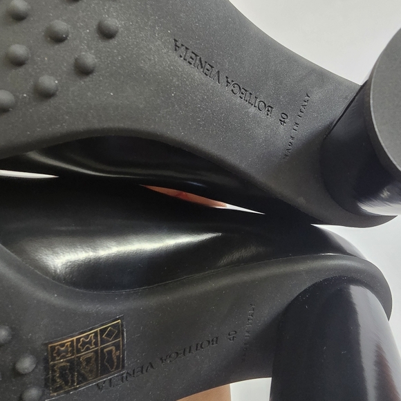 Bottega Veneta Patent Leather Pumps Black - Picture 11 of 11